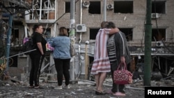 Снимката е направена само няколко часа след руската атака с дрон в Запорожие на 30 август 2025 г. 