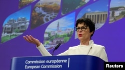 გაფართოების ევროკომისარი: „მთავრობის საყურადღებოდ ვიტყვი: თუკი ქვეყანას სურს წინსვლა ევროპულ გზაზე, სხვაგვარად უნდა იმოქმედონ.“