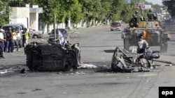 Фото сделано после беспорядков в Джалал-Абаде. 14 июня 2010 года. 