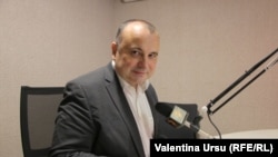 Profesorul univ. Radu Carp.