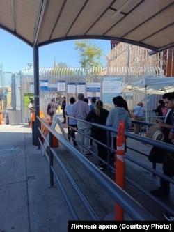 Очередь на границе Мексики и США