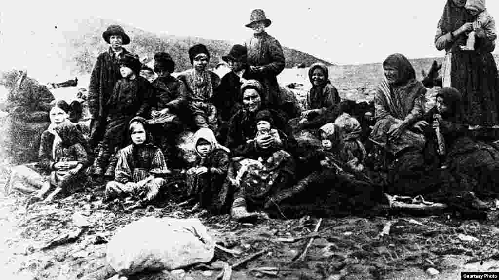 Приморье облусунан көчүрүлүп келген орустар.