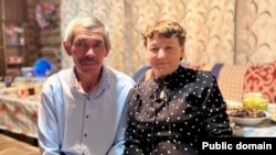 Өметбай Дәүләтбирдин хатыны белән