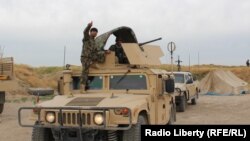 Afghan forces are fighting against the Taliban in Kunduz.
