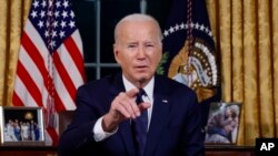 Președintele SUA, Joe Biden, a ținut joi un discurs prin care a cerut americanilor să susțină Ucraina și Israelul.