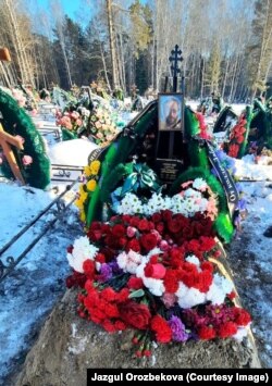 Орус археологу, тарыхчы С.Скобелевдин бейити. 23.12.2024.
