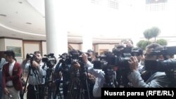 تصویر آرشیف جنبهٔ تزئینی دارد 