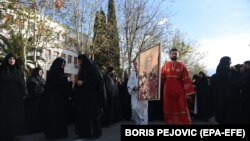 Protest SPC-a ispred Vlade Crne Gore, decembar 2019. 