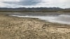 Обмелевшее озеро Бугаз в Крыму