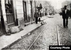 Imagine din Iași la orele pogromului.