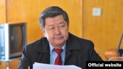 Премьер-министр Сатыбалдиев