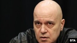 Слави Трифонов