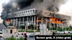 Тегерандагы мамлекеттик телеканалдын имараты.