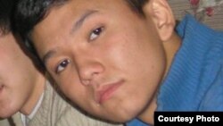 Рахымжан Махатов. Фото студенческих лет. Точная дата и место снимка неизвестны.    