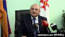 Armenia - Gyumri Mayor Vartan Ghukasian gives a press conference, October 1, 2025.