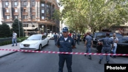 Полиция на месте преступления, Ереван, 14 сентября 2017 г.