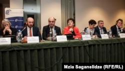 დამოუკიდებელი საგამოძიებო მექანიზმის შექმნის შესახებ დისკუსიის მონაწილეები