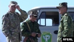 Баткендеги чек арачылар.