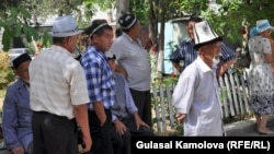 Митинг-реквием по случаю годовщины июньских событий. 9 июня 2011 г.