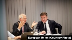 Ndërmjetësuesit e Bashkimit Evropian: Josep Borrell dhe Mirosllav Lajçak.