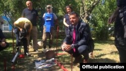 Конгрессмен Дэвид Валадао в Нагорном Карабахе (фотография вашингтонского офиса «Ай дат»)