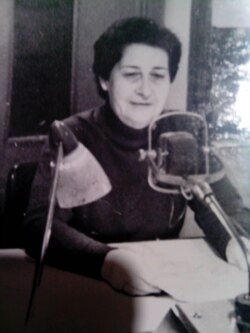 Diktor Fatma Ametova. Leylâ Alâdinovanıñ arhivinden