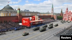 Rusia shënon 80-vjetorin e kapitullimit të Gjermanisë Naziste me një paradë ushtarake në Sheshin e Kuq të Moskës, më 9 maj.