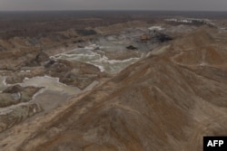 Так выглядит с высоты птичьего полета титановый карьер в Житомирской области, 28 февраля 2025 года