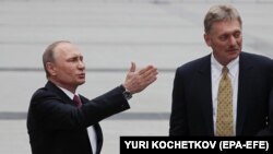 Владимир Путин жана Дмитрий Песков