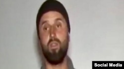 Аслан Гулобов. Акс аз шабакаҳои иҷтимоӣ