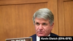 د استازو جرګې د بهرنیو اړیکې کمېټې مشر مایکل مککال