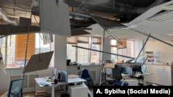 Biroul delegației UE din Kiev, avariat în urma atacului rus din 28 august 2025.