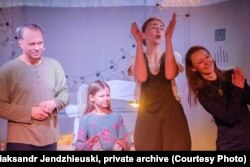 Тэатар «Прыехалі». Аляксандар Енджэеўскі, Вікторыя Енджэеўская, Настасься Суханосік, Кацярына Еўдакімава