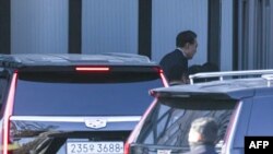 Арестованного Юн Сок Ёля доставили в Управления антикоррупционных расследований высокопоставленных служащих.
