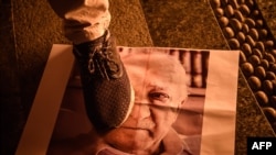 Fethullah Gulen este liderul mișcări care îi poartă numele. Acesta s-a stabilit în Statele Unite, cărora Turcia le cere să îl extrădeze.