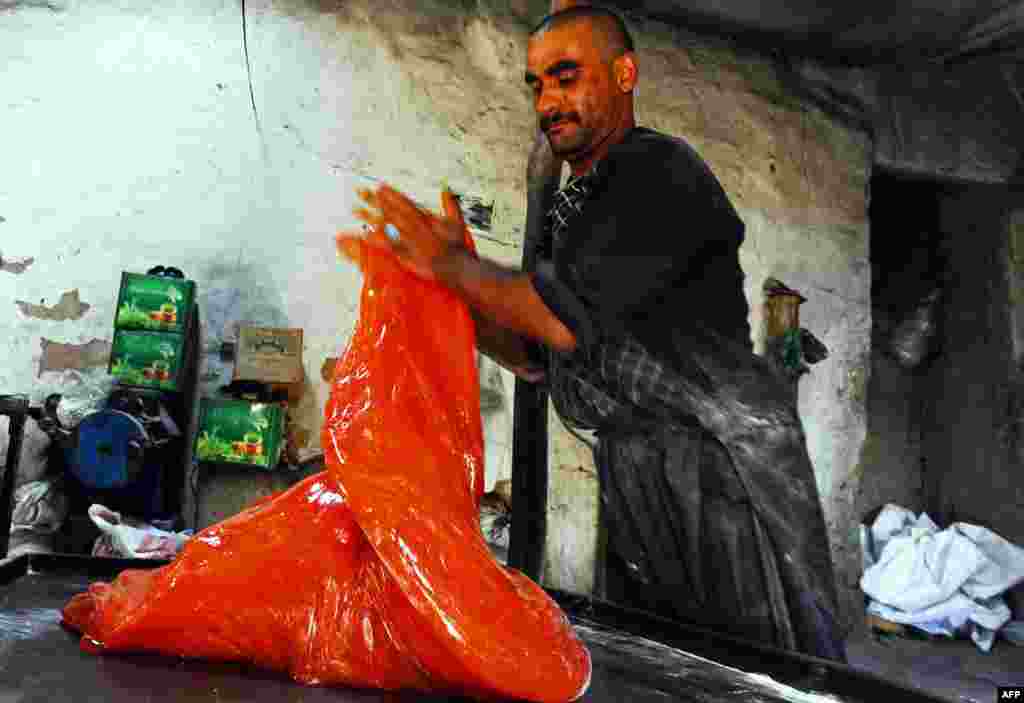 Афганистан. Вот как в Герате готовят знаменитые "петушки" на палочках