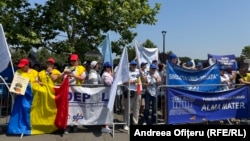 Câteva mii de profesori din toată țara au venit luni, 7 iulie, la București. 