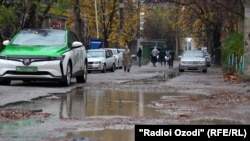 Кӯчаи ба номи Аҳмади Дониш дар Душанбе