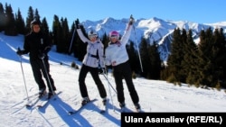 Караколдогу кышкы эс алуу жайында тартылган сүрөт. 2012-жыл. 
