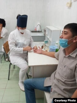 Медсестра Центральной многопрофильной поликлиники города Ангрена.