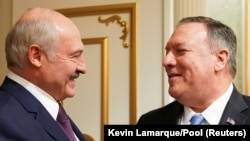 Բելառուսի նախագահ Ալեքսանդր Լուկաշենկոն և ԱՄՆ պետքարտուղար Մայք Փոմփեոն, Միսնկ, 1 փետրվարի, 2020թ. 