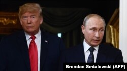 Президент США Дональд Трамп (л) та президент Росії Володимир Путін (п) зустрілися 16 липня в Гельсінкі, Фінляндія