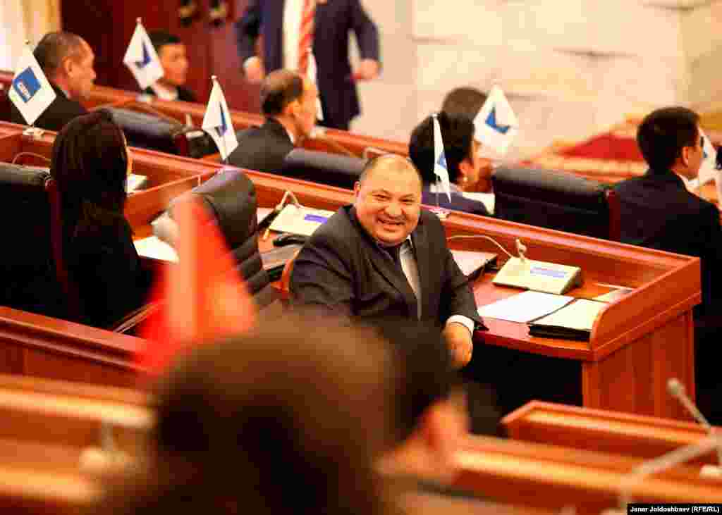 КСДПдан шайланып келген депутат&nbsp;​Кожобек Рыспаев.&nbsp;