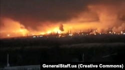 Наступствы ўкраінскага ўдару 29 студзеня 2024 году па нафтаперапрацоўчых заводах у Ніжагародзкай вобласьці. Ілюстрацыйнае фота