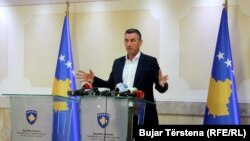 Sesti za sto sa Srbijom danas nije privilegija već je političko požrtvovanje a istovremeno i odgovornost: Kadri Veselji