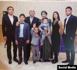 Семья Изабековых.