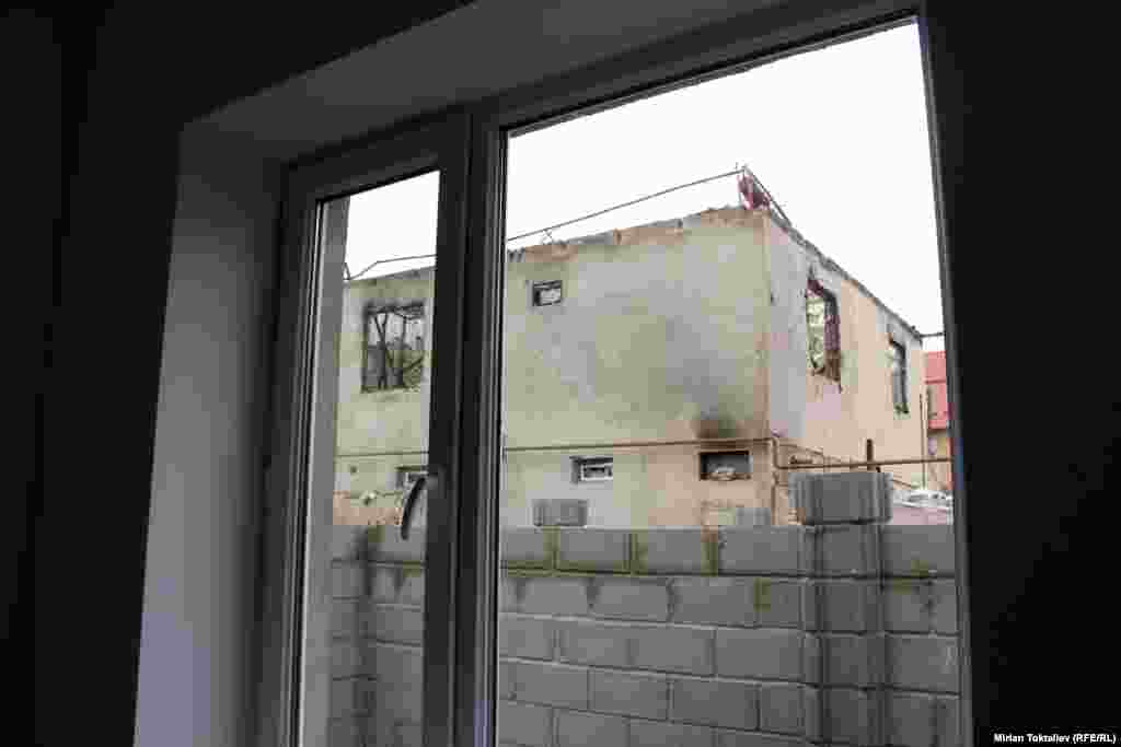 16-июлда Бишкектин Анкара жана Панфилов көчөлөрүнүн кесилишинде Улуттук коопсуздук комитетинин антитеррордук операциясы өткөн. Атайын кызмат "Ислам мамлекети" террордук тобуна катыштыгы бар деген адамдар кармалганын, экөө жок кылынганын маалымдаган. Бирок кийин кылмышка шектүүлөрдүн жакындары алардын террорчулукка тиешеси болбогонун айтып, күч кызматкерлерин айыптаган.