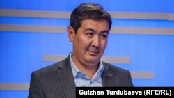 Руслан Акматбек.