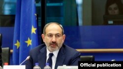 Премьер-министр Армении Никол Пашинян в комитета по внешним связям Европарламента, Брюссель, 4 марта 2019 г.