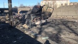 Оштетени возила, објекти и остатоци од руско оружје во Киев